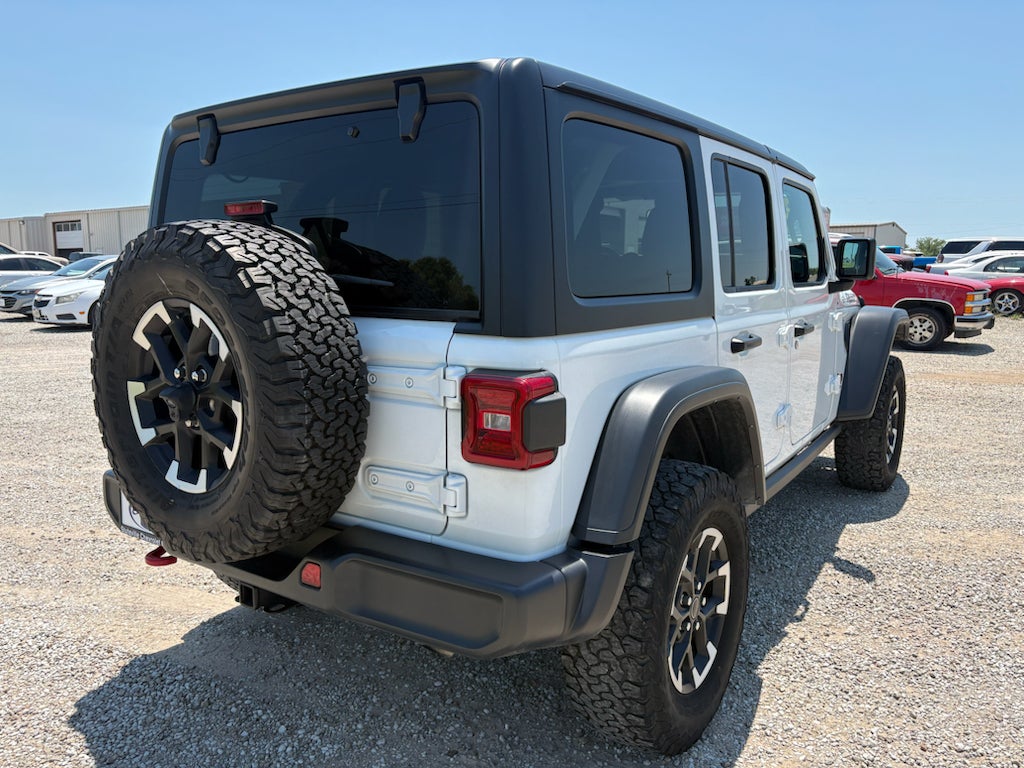 2025 Jeep Wrangler — detail view