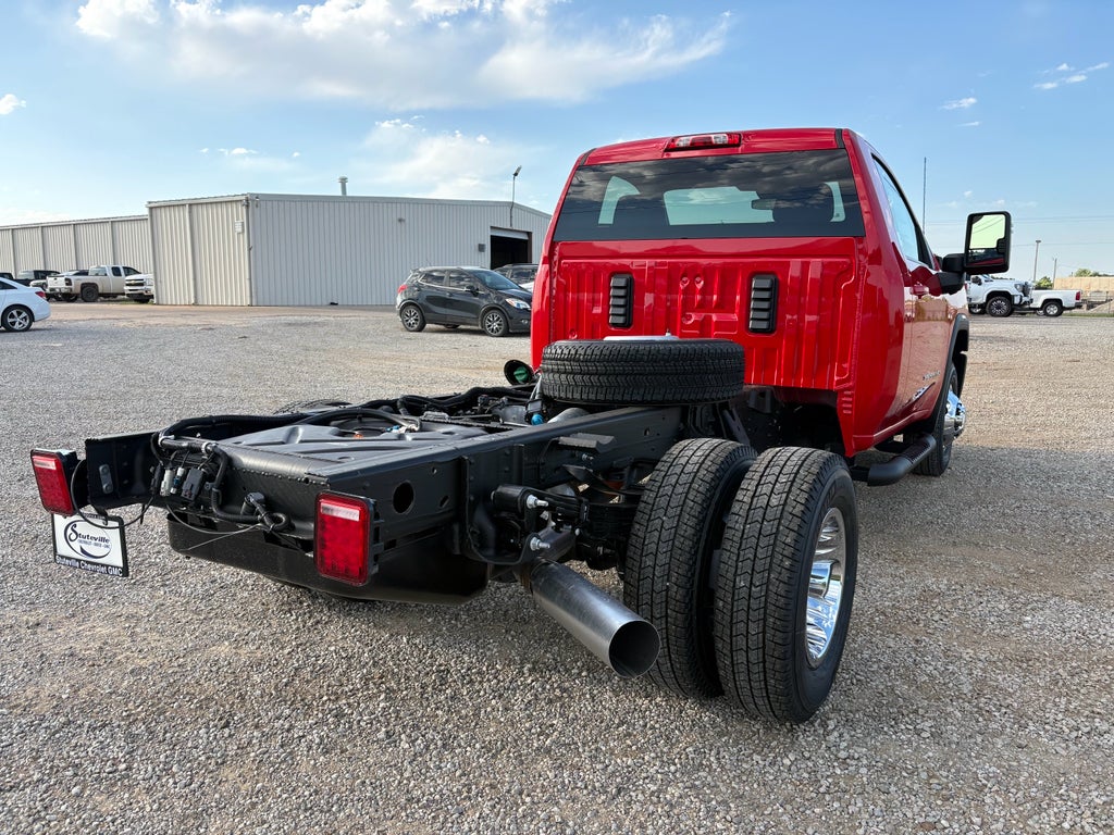 2026 GMC Sierra 3500 HD Chassis Cab — detail view