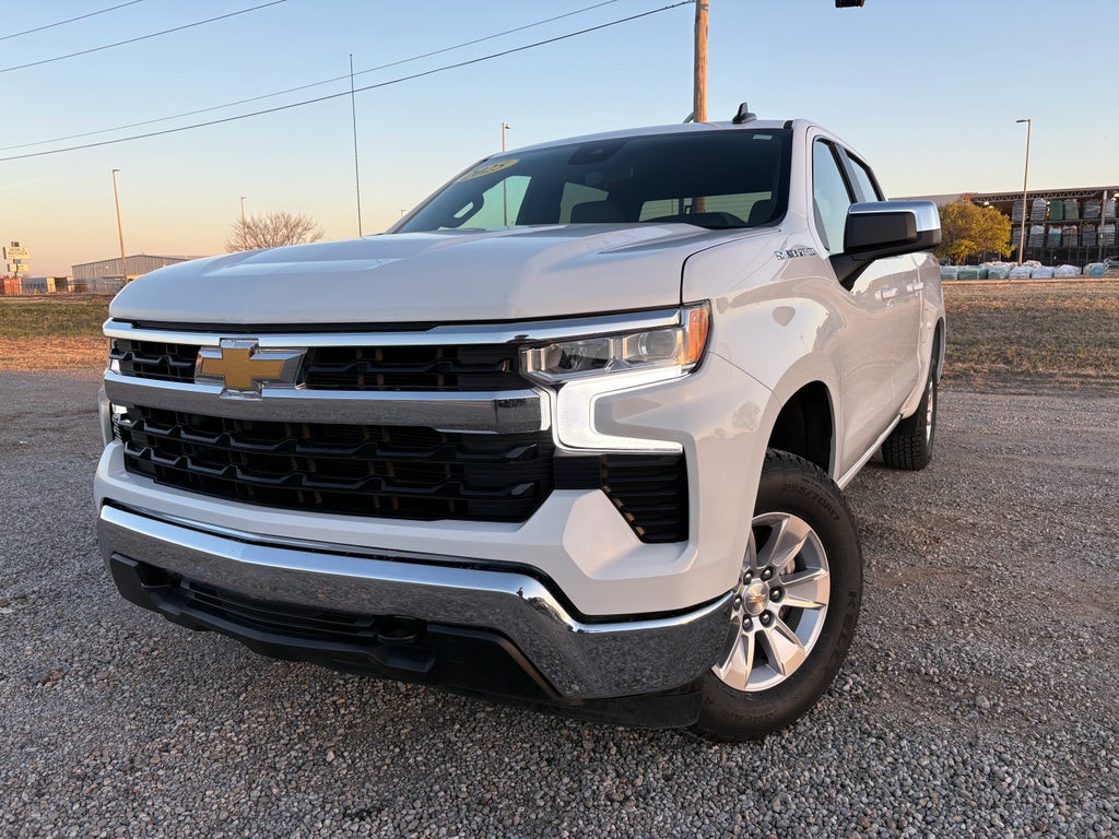 2025 Chevrolet Silverado 1500 LT in Summit White — front three-quarter view