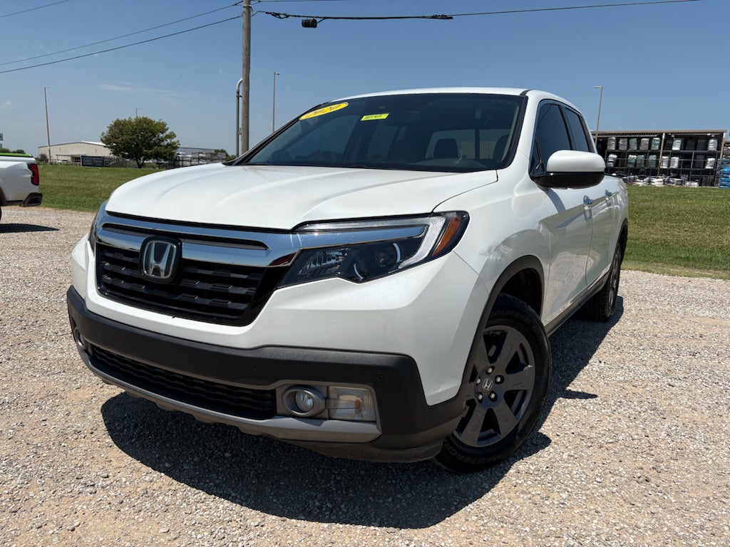2020 Honda Ridgeline RTL-E in Gray — front three-quarter view